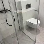 Maisonnette Independante 25 M2 Avec Jacuzzi Penzion