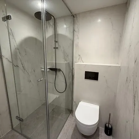Maisonnette Independante Avec Piscine & Jacuzzi Mittelhausbergen