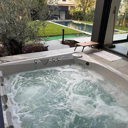 Maisonnette Independante Avec Piscine & Jacuzzi Mittelhausbergen